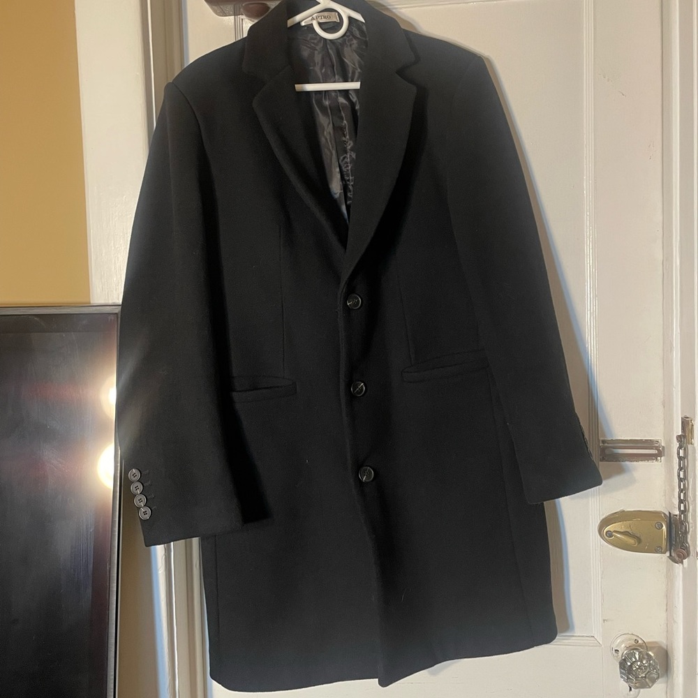 Aptro men’s size M black peacoat